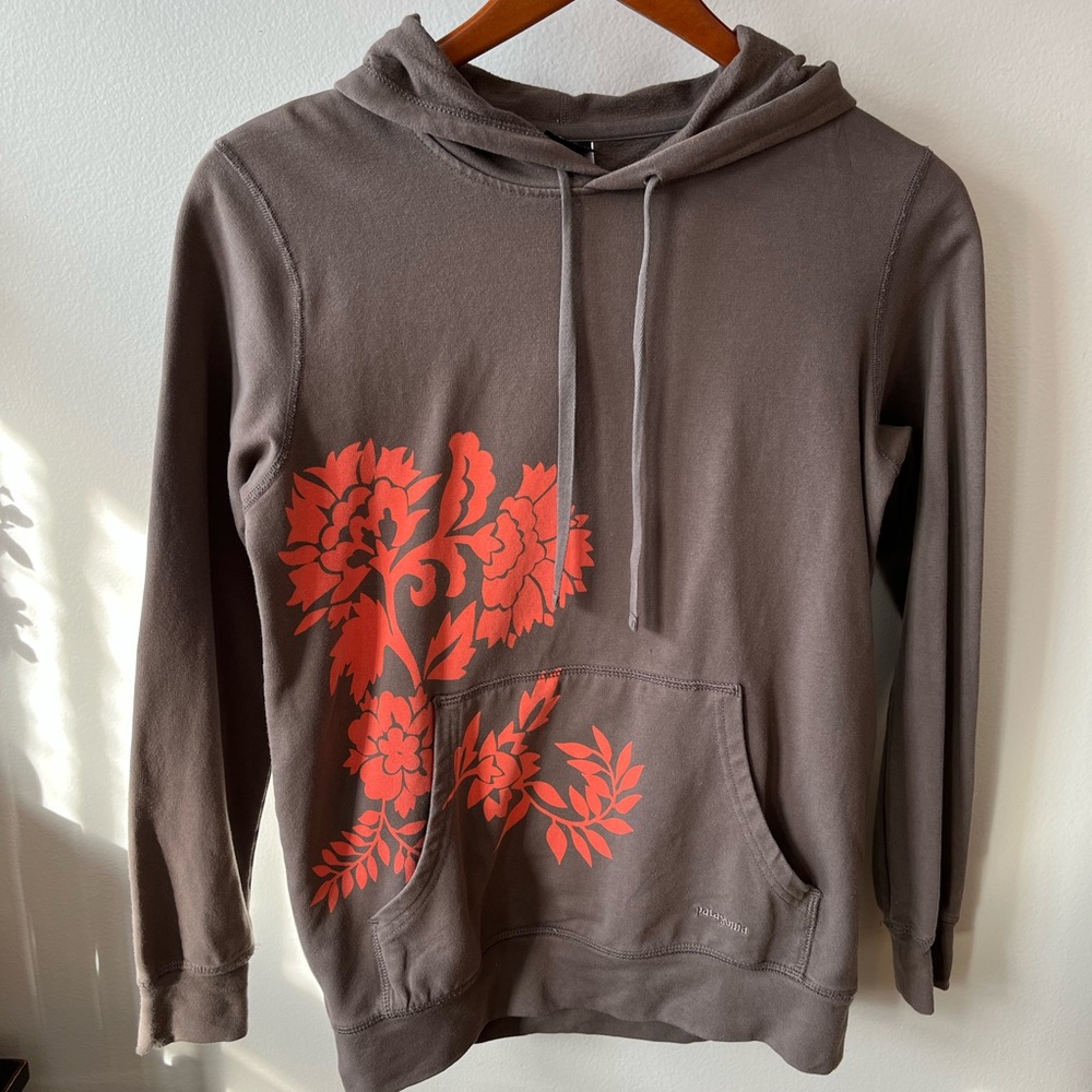 Patagonia vintage organic cotton floral hoodie